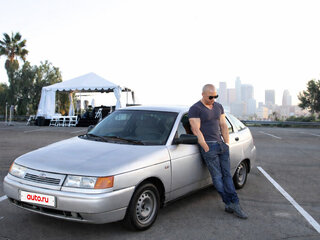 2002 Lada (ВАЗ) 2112, серебристый, 130000 рублей, вид 1