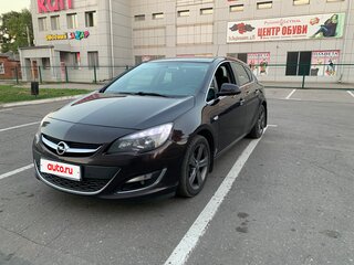 2013 Opel Astra J Рестайлинг, коричневый, 888000 рублей, вид 1