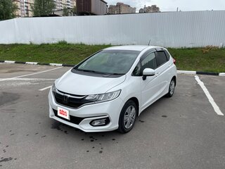 2018 Honda Fit III Рестайлинг, белый, 1400000 рублей, вид 4