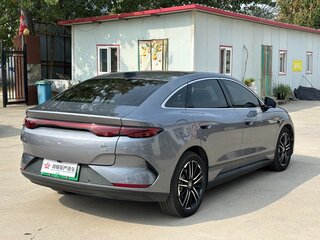 2025 BYD Qin L, белый, 1650000 рублей, вид 4
