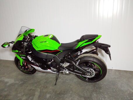 2024 Kawasaki ZX-10R Ninja, зелёный, 1939000 рублей, вид 3