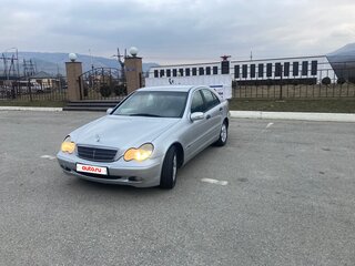 2002 Mercedes-Benz C-Класс 200 II (W203), серебристый, 580000 рублей, вид 1
