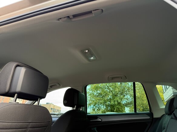 2021 Volkswagen Tiguan II Рестайлинг, коричневый, 2990000 рублей - вид 22