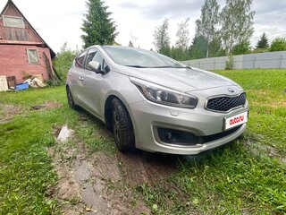 2018 Kia Ceed II Рестайлинг, серебристый, 1550000 рублей, вид 4
