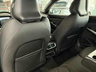 2026 Geely Preface I, белый, 3329990 рублей, вид 5