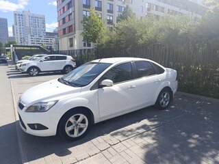 2011 Ford Focus II Рестайлинг, белый, 745000 рублей, вид 4