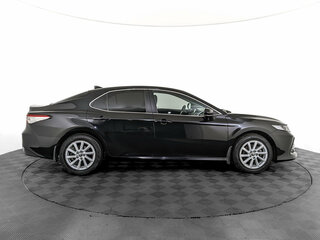 2021 Toyota Camry VIII (XV70) Рестайлинг, чёрный, 2255000 рублей, вид 2