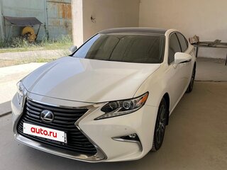 2017 Lexus ES 350 VI Рестайлинг, белый, 3400000 рублей, вид 1