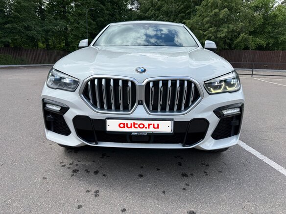 2021 BMW X6 40d III (G06), белый, 6200000 рублей - вид 5