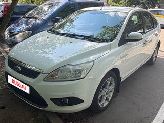 2010 Ford Focus II Рестайлинг, белый, 585000 рублей, вид 1