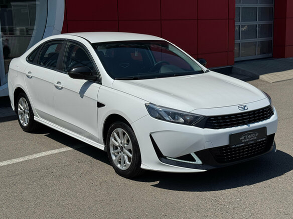 2023 Kaiyi E5, белый - вид 2