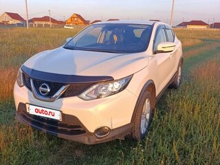 2017 Nissan Qashqai II, белый, 1350000 рублей, вид 2