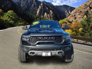 2022 Ram 1500 Crew Cab eTorque V, чёрный, 16752719 рублей, вид 2