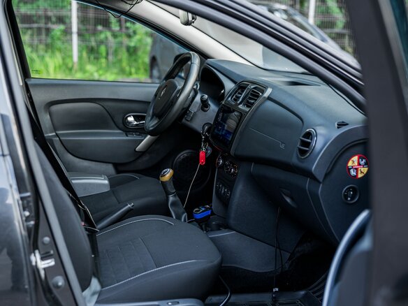 2015 Renault Sandero Stepway II, чёрный, 688000 рублей - вид 10