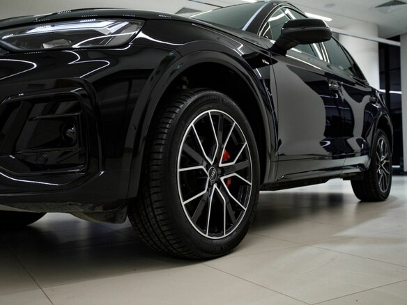 2025 Audi Q5 L 45 TFSI II (FY) Рестайлинг, чёрный, 6370700 рублей - вид 15