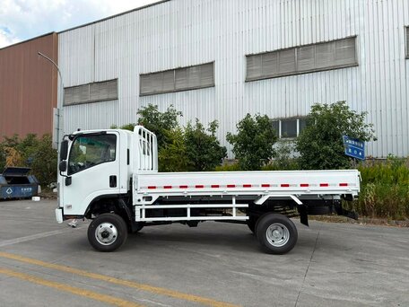 2026 Isuzu Elf (N-series), белый, 5190000 рублей, вид 2