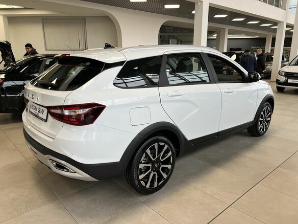 2026 Lada (ВАЗ) Vesta SW Cross I Рестайлинг (NG), белый, 2023000 рублей - вид 3