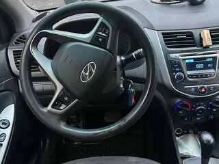 2016 Hyundai Solaris I Рестайлинг, серый, 600000 рублей, вид 5