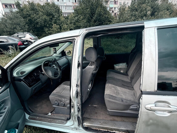 2003 Mazda MPV II (LW) Рестайлинг, серебристый, 350000 рублей - вид 14