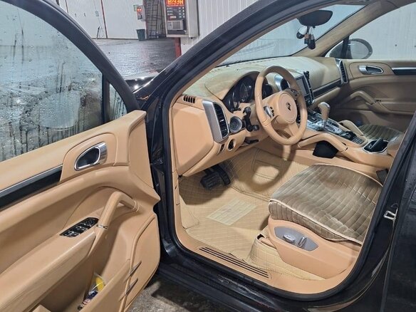 2010 Porsche Cayenne Diesel II (958), чёрный, 2250000 рублей - вид 5