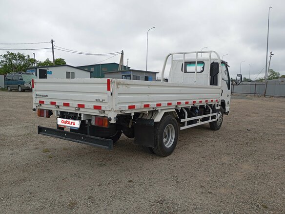 2025 Isuzu Elf (N-series), белый, 3600000 рублей - вид 2