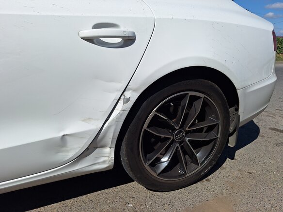 2011 Audi A5 I (8T), белый, 1600000 рублей - вид 8