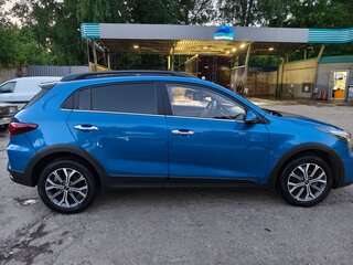 2020 Kia Rio X IV Рестайлинг, синий, 1740000 рублей, вид 3