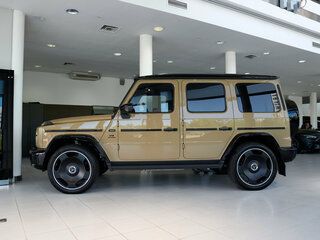 2026 Mercedes-Benz G-Класс AMG 63 AMG II (W465) Рестайлинг, бежевый, 33000000 рублей, вид 3