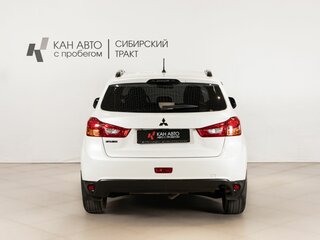 2013 Mitsubishi ASX I Рестайлинг, белый, 1060000 рублей, вид 4