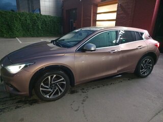 2016 Infiniti Q30, бежевый, 1700000 рублей, вид 1