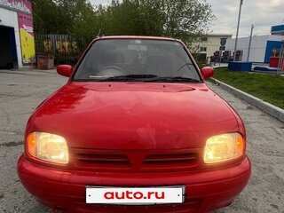 1992 Nissan March II (K11), красный, 130000 рублей, вид 1