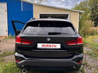 2021 BMW X1 18i sDrive II (F48) Рестайлинг, чёрный, 3050000 рублей, вид 3