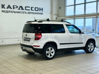2013 Skoda Yeti I Рестайлинг, белый, 1360000 рублей, вид 2