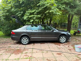 2010 Skoda Superb DSG II, коричневый, 810000 рублей, вид 3