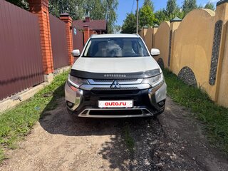 2019 Mitsubishi Outlander III Рестайлинг 3, белый, 1970000 рублей, вид 2
