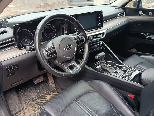 2021 Kia K5 III, чёрный, 2360000 рублей - вид 7