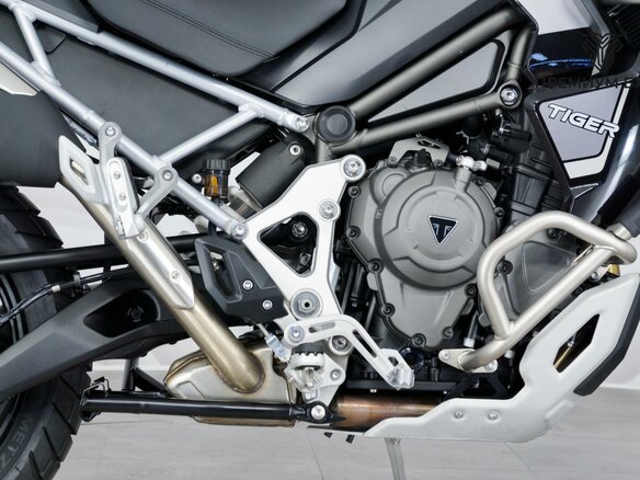 2023 Triumph Tiger 1200, чёрный, 1800000 рублей - вид 9