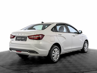 2025 Lada (ВАЗ) Vesta I Рестайлинг (NG), белый, 1390000 рублей, вид 5
