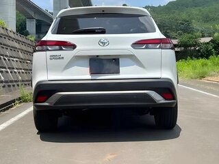 2023 Toyota Corolla Cross I, белый, 1870000 рублей, вид 2