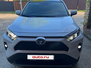 2025 Toyota RAV4 V (XA50), белый, 4950000 рублей, вид 1