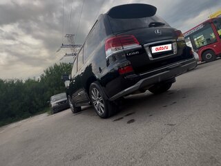 2011 Lexus LX 570 III, чёрный, 3400000 рублей, вид 3