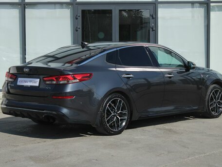 2018 Kia Optima IV Рестайлинг, серый, 1953000 рублей, вид 5