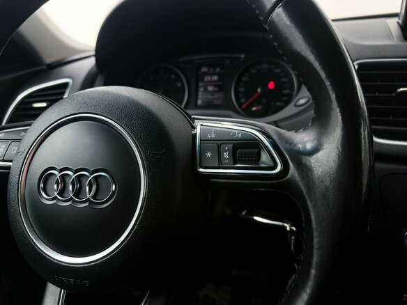 2015 Audi Q3 I (8U) Рестайлинг, белый, 1899000 рублей - вид 10