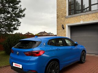 2018 BMW X2 sDrive18i I (F39), синий, 2450000 рублей, вид 2