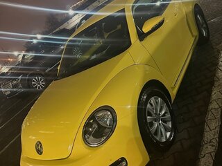 2013 Volkswagen Beetle II (A5), жёлтый, 1570000 рублей, вид 3