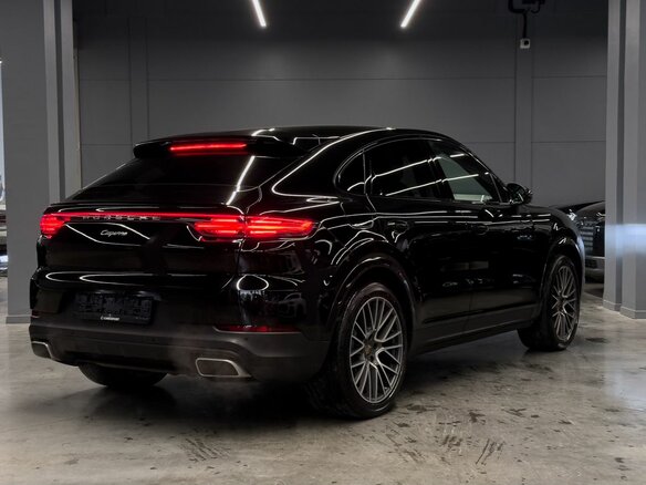 2021 Porsche Cayenne Coupé III, чёрный, 8500000 рублей - вид 6