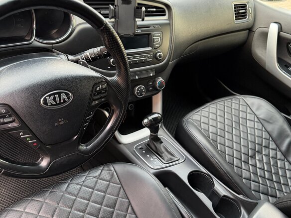 2014 Kia Ceed II, серебристый, 910000 рублей - вид 7