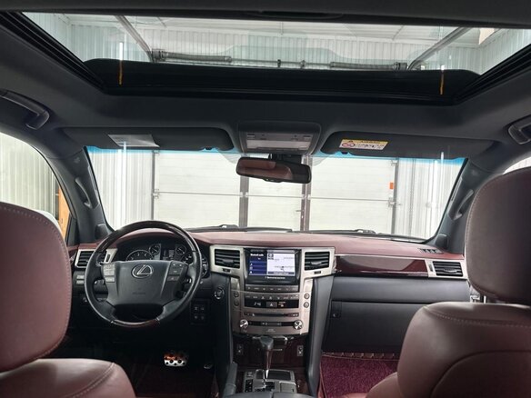 2014 Lexus LX 570 III Рестайлинг, белый, 5800000 рублей - вид 10