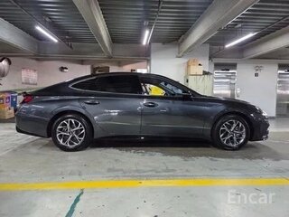 2021 Hyundai Sonata VIII (DN8), серый, 2390000 рублей, вид 3