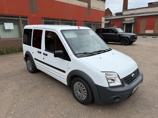 2010 Ford Tourneo Connect I Рестайлинг, белый, 800000 рублей, вид 4